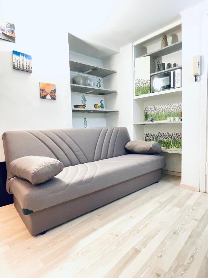 Apartment In 3 Minutes From Duomo Ingresso Via Dei Piatti Milán Exterior foto